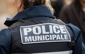 Seine-Saint-Denis : Décédé depuis plus d’un an, un agent municipal retrouvé dans le local d’un stade — 20 Minutes
