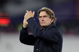 Thomas Frank explains decision to bench duo in win over West Ham – and praises ‘promising’ Simons after debut