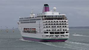 Harsh Weather Forces Cruise Ship to Remain an Extra Night in Port