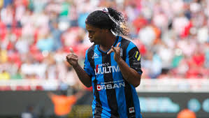 Ronaldinho, la figura de la última victoria de Querétaro ante Chivas en el Estadio Akron