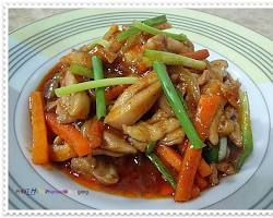รูปภาพวุ้นเส้นผัดน้ำพริกเผาเห็ดหอม