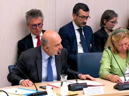 Transition Écologique: Moscovici Révèle un Rapport Explosif!