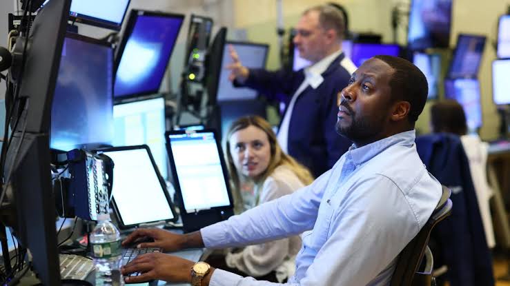 US stocks drift near record highs as oil prices rise on Strait of Hormuz uncertainty; S&amp;P 500 slips 0.1% after Friday's all-time high