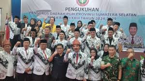 Pegawai Pemerintah dengan Perjanjian Kerja: Membangun Masa Depan yang Lebih Baik