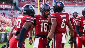 South Carolina football vs Kentucky score prediction, scouting report for 
Week 2