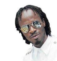 The reflective and calming mood of the funeral for Voicemail&#39;s Oniel Edwards seemingly did little to soothe the nerves of deejays Beenie Man and LA Lewis ... - STARCover_1_PN6JYLALewiAM