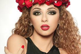 Résultat de recherche d'images pour "maquillage arabe pour mariage"