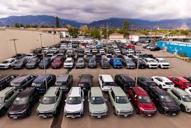 GM Boosts Profit Outlook as Truck Sales Buck Rising Gas Prices