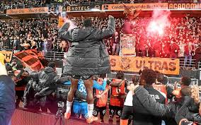 « C’était étrange sans eux » : après deux mois de suspension, le retour des Merlus Ultras 95 attendu par les joueurs du FC Lorient