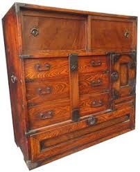 Résultat de recherche d'images pour "tansu chest"