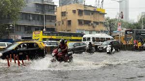 A City Submerged: Monsoon Fury Tests Mumbai’s Infrastructure