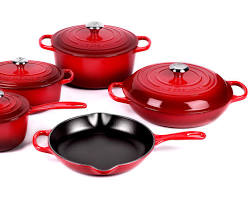 تصویر Le Creuset cookware