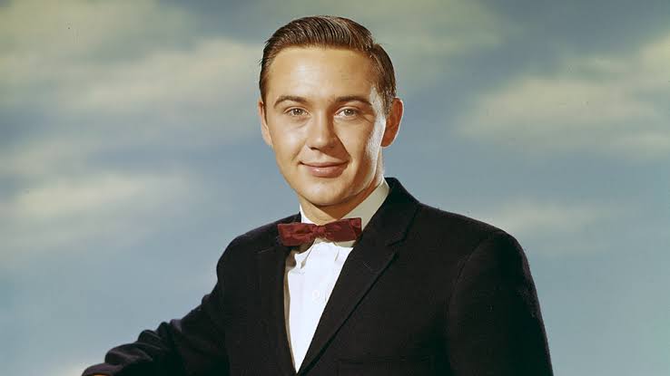 Tommy Kirk, ‘Old Yeller’ and ‘Swiss Family Robinson’ Star, Dies at 79