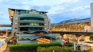 Cash At Tuas: Illegal Betting Runner Loses Almost S$400,000