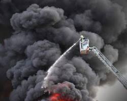 รูปภาพSmoke from burning