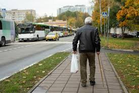 Część seniorów straci 14. emeryturę. W 2026 r. weszły nowe kwoty