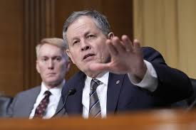 Two More GOP Lawmakers Scurry to the Exits