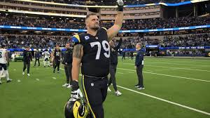 Rams offensive tackle Rob Havenstein retiring after 11 NFL seasons