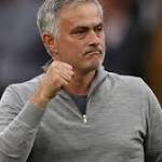 United ease pressure Mourinho, Chelsea