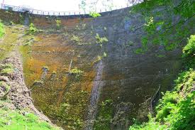 「ダム穴　日本」の画像検索結果