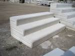 Precast concrete steps