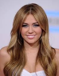 Miely cyrus - 645996_1298207819854_full