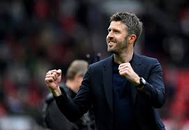 Os fãs do Man Utd são totalmente a favor de Michael Carrick dar ao astro seu primeiro início em 2026
