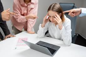 NR-1: Como saber se você está em um ambiente de trabalho tóxico? Faça o QUIZ e descubra como denunciar