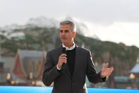 New Disney CEO Gives Vision for Company as Revenue Rises