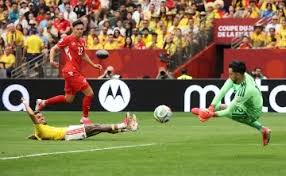 ¡Muralla colombiana! Camilo Vargas evita dos goles de Suiza