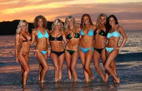 Resultado de imagem para atlanta hawks cheerleaders 2013 calendar