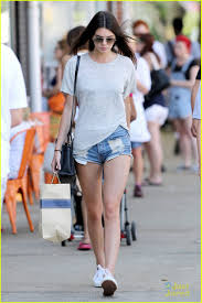 Kết quả hình ảnh cho kendall jenner bikini