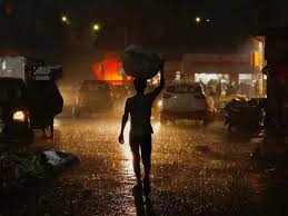 Mumbai weather: IMD issues Yellow alert as rains lash parts of city