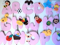 Resultado de imagem para decoração de sala de aula em eva com moldes