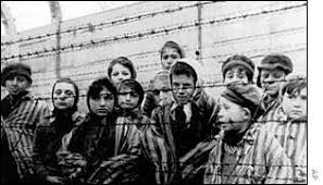 Résultat de recherche d'images pour "nazi mass grave"