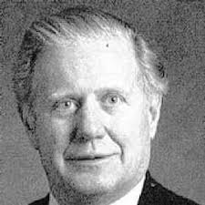 George Henry Kiefer Jr., 88, of Glenview, IL, one of the last true gentlemen of his generation. Devoted husband of. Elizabeth, nee Sheehan, of Springfield, ... - 1199996_20081025141319_000%2BDN1Photo1Icon1Logo.IMG