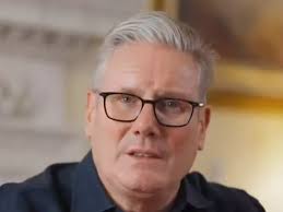 Keir Starmer se hartseer boodskap aan seun op Internasionale Mansdag!