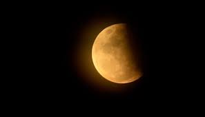 http://cuyexsputra.blogspot.com/2014/07/jenis-jenis-gerhana-bulan-yang-harus-anda-ketahui.html