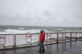 Powerful El Niño puts California in the bull’s-eye for soaking winter, models show