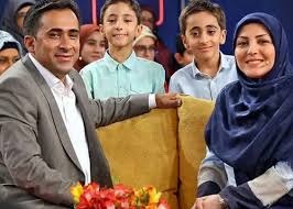 پاسخ تند همسر مجری خبرساز به فیروز کریمی!