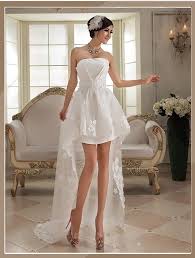 Hasil gambar untuk gaun pengantin