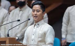 Sandro warns public vs scammers using his name to solicit money