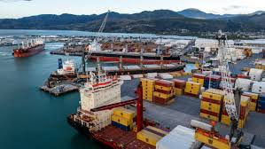 South Island port improves warehouse productivity, safety and real-time workflows with reliable wireless connectivity