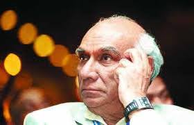 Yash Chopra Ki Smruti Mein Award, Pehla Puraskaar Lata Mangeshakar Ko. Hyderabad: Ti subbaaraami Reddy foundation ne prakhyaat film nirmaata divangat yash ... - 17788