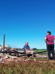 Tornado no RS provoca destruição e deixa ao menos cinco pessoas feridas; veja vídeo