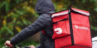 Apple Stock Upgraded by KeyBanc Following Trump's Tech Tariff Exemption News