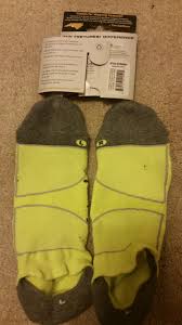 Résultat de recherche d'images pour "left and right socks"