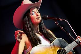 Kacey Musgraves Takes Coachella to the ‘Middle of Nowhere’ with First Set in Seven Years