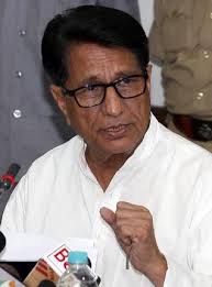 The Hindu Civil Aviation Minister Ajit Singh addresses a press conference in New Delhi. Holding that interest of the airline and passengers was of paramount ... - 10TH_AJIT_SINGH_1079085e