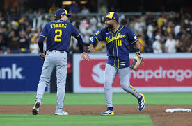 Brewers’ Turang, Chourio among NL Gold Glove finalists